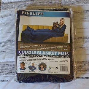 Finelife Blue Cuddle Blanket Plus with Sleeves